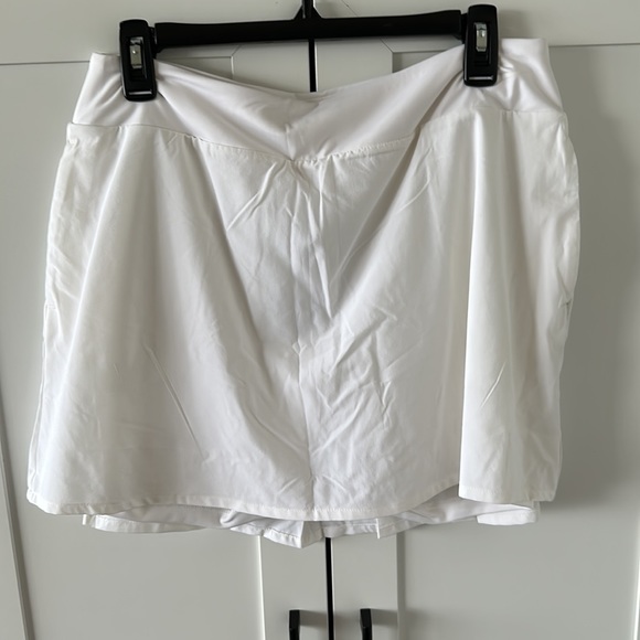 NIKE GOLF SKORT- WHITE - Picture 9 of 11